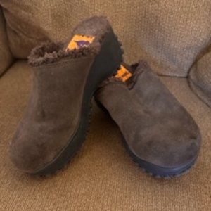 Rocket Dog Mules - size 9